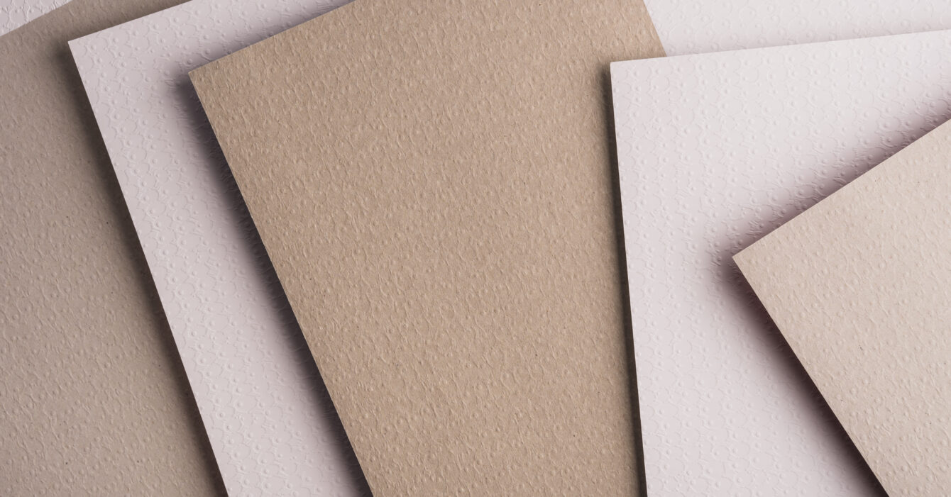 Papel-cartão no varejo quando usar e como valorizar sua marca Papel-cartão no varejo quando usar e como valorizar sua marca